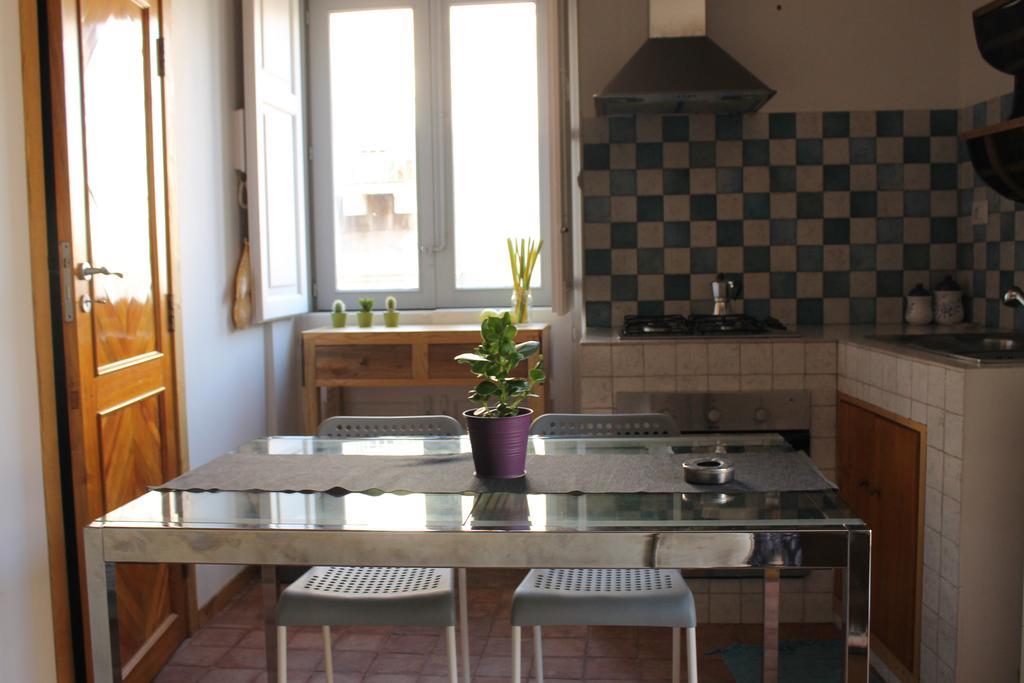 קטאניה Treasures Apartment מראה חיצוני תמונה