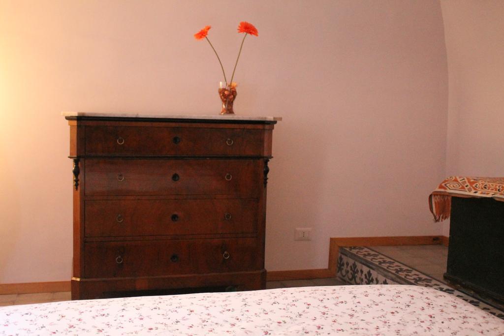 קטאניה Treasures Apartment מראה חיצוני תמונה