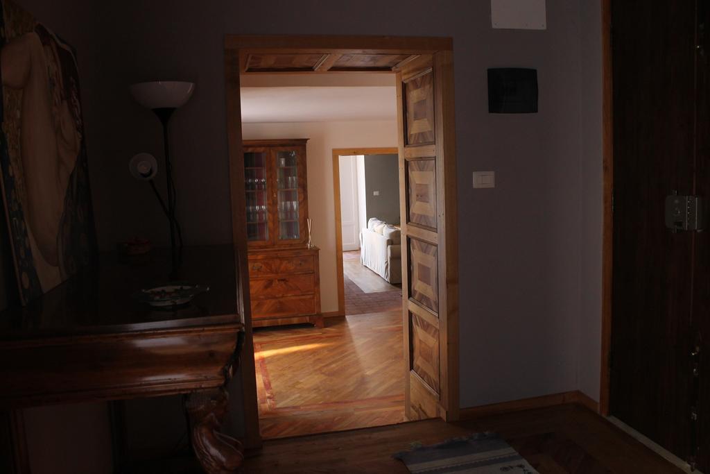 קטאניה Treasures Apartment מראה חיצוני תמונה